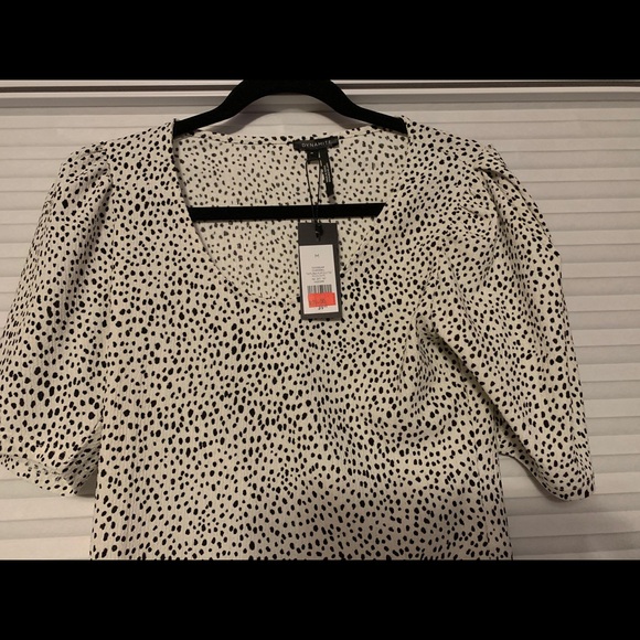 Dynamite cropped blouse - Picture 3 of 4